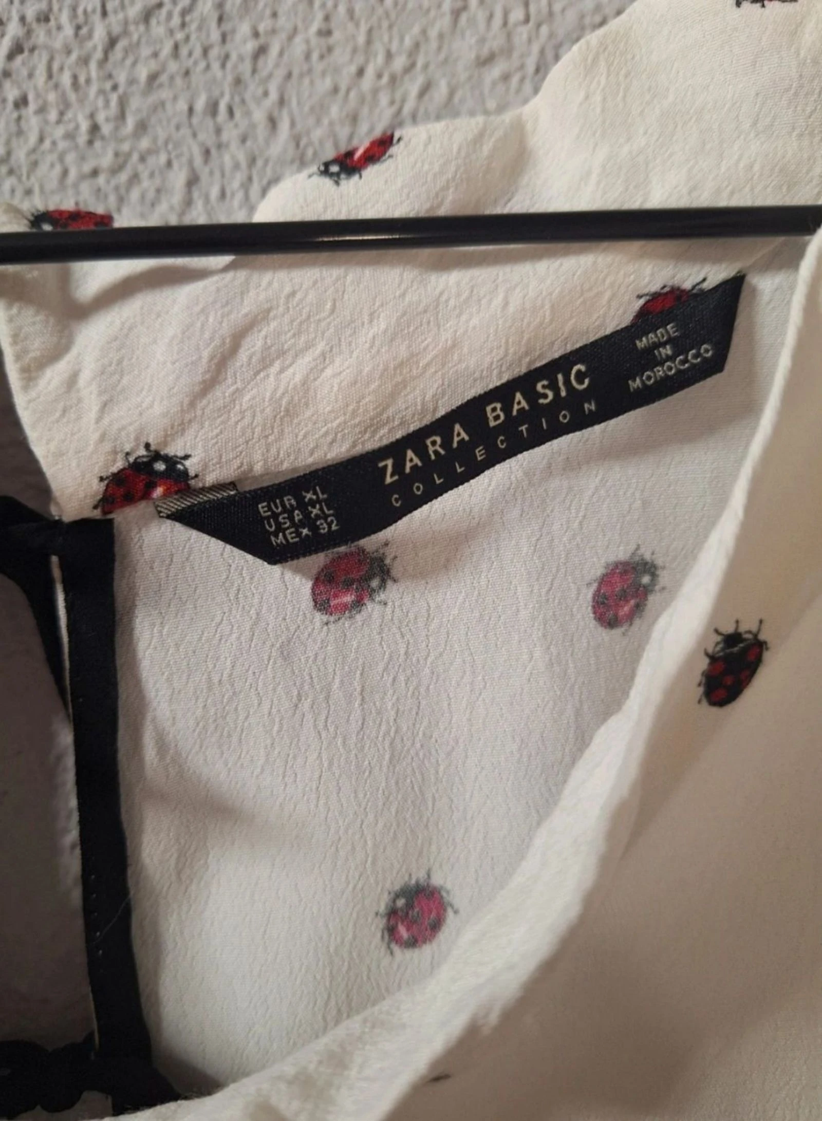 Zara BASIC sleeveless white ladybug print blouse Size XL – photo 2